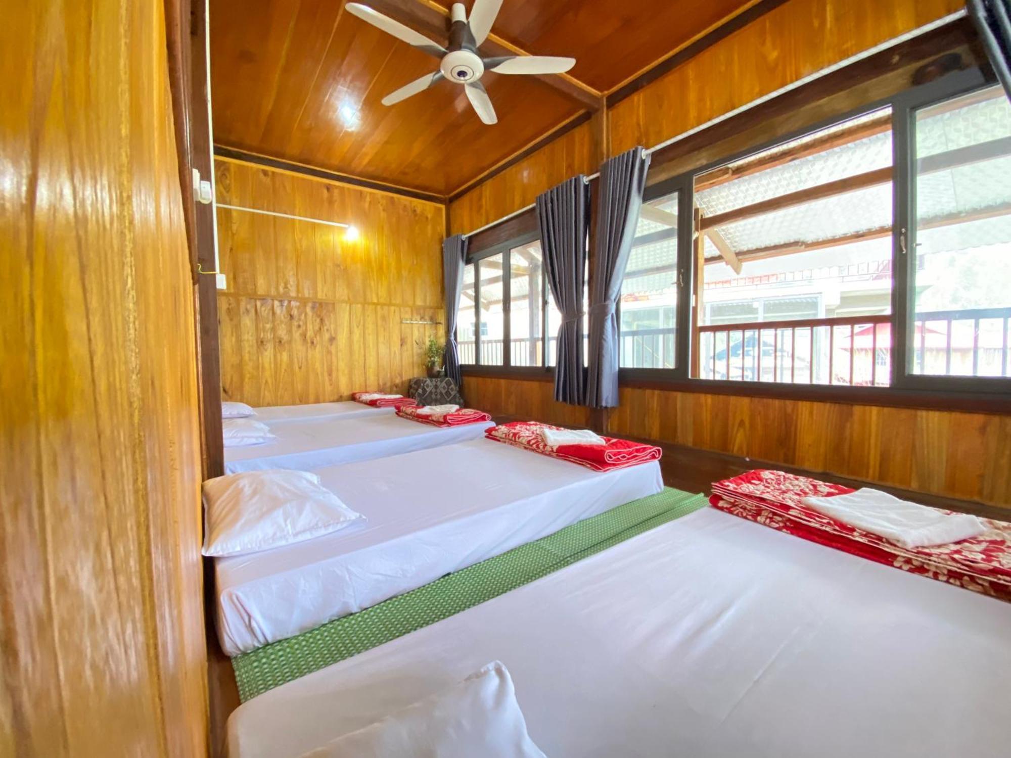 Duy Tuyen Ba Be Homestay Free Bbq Bac Kan Buitenkant foto