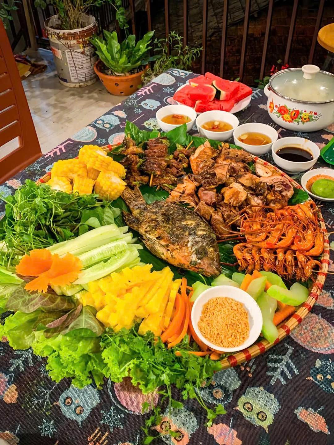 Duy Tuyen Ba Be Homestay Free Bbq Bac Kan Buitenkant foto